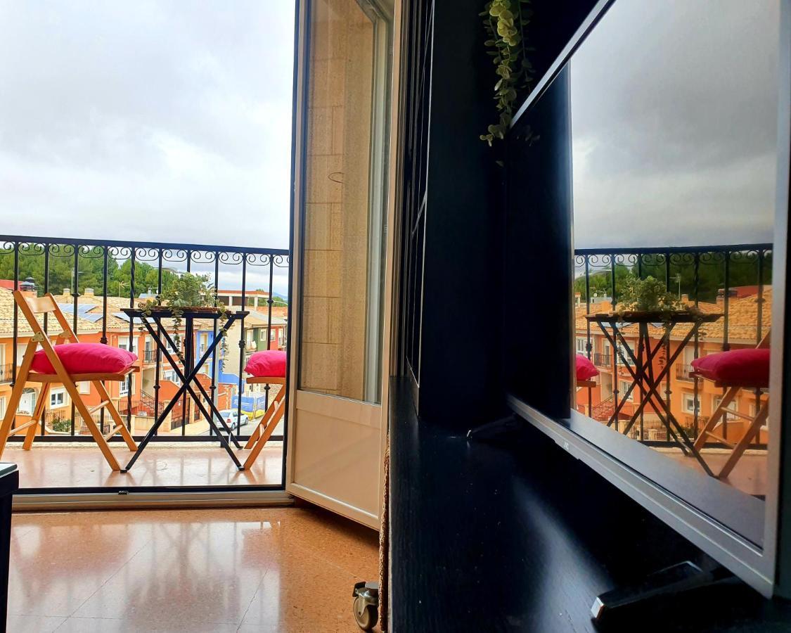 Apartamento Alameda Garden Йекла Екстериор снимка