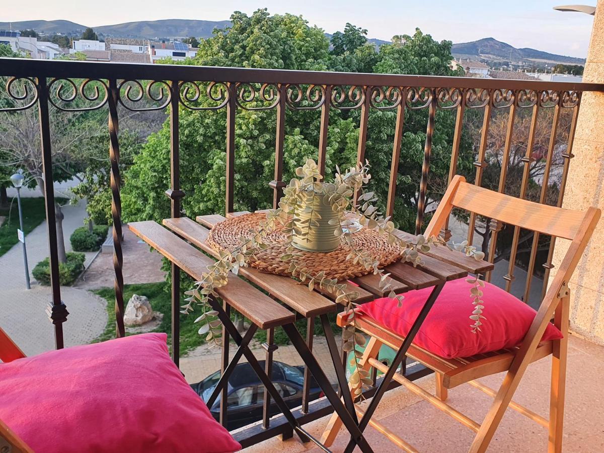 Apartamento Alameda Garden Йекла Екстериор снимка