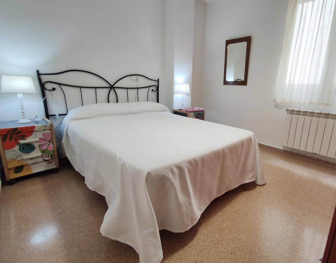 Apartamento Alameda Garden Йекла Екстериор снимка